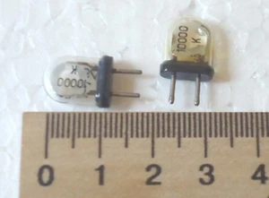 Russian USSR Quartz Crystal Resonators. 10 - 80.0 MHz.  Lot of 10 NOS - Picture 1 of 3