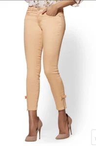 New Peach Zip-Accent Bow-Detail Soho NY&Co Ankle Jeans - Picture 1 of 11