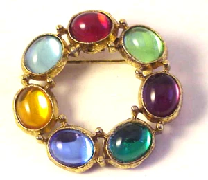 Broche prendedor redondo vintage con 7 cuentas ovaladas multicolor tono dorado sin firmar - Imagen 1 de 5