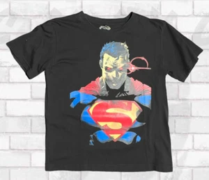 Superman Marvel Comics Boys Kids Youth T-Shirt Size 12 Vintage Graphic Print Tee - Picture 1 of 9