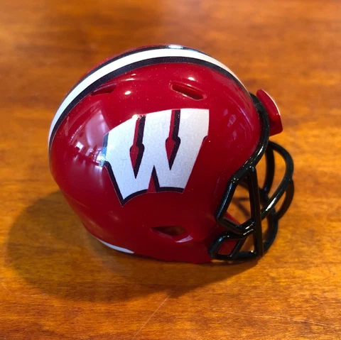 Wisconsin Badgers 2013-2014 red custom pocket pro helmet Big Ten Cover