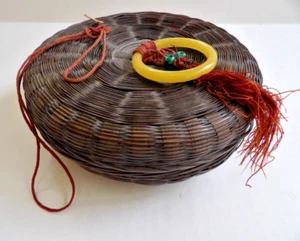 Vintage Asian Wicker Woven Sewing Basket Full Old Buttons w/ Gold Ring & Tassel - Picture 1 of 10