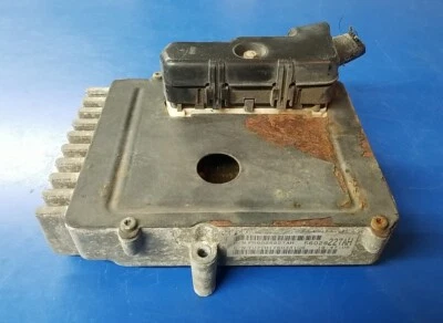 Dodge Durango 2000 módulo de computadora de transmisión TCM USADO. P56028227AH Foto 1 de 4