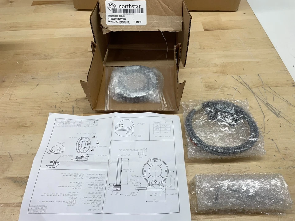 Dynapar Northstar Technologies ST50256C30XVX07 Encoder  SAMINA PART # M6006-020 - Image 1 of 1
