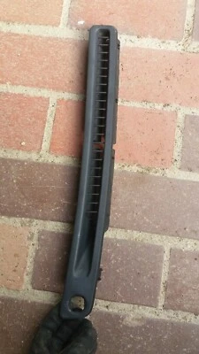 98 infiniti q45 defroster vent dash insert black RH lright passenger side - Image 1 of 3