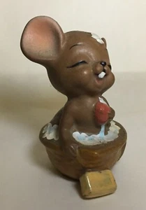 Vintage ~ Josef Original Ceramic 2" Mouse in a Nut Shell Bath Tub - Picture 1 of 6