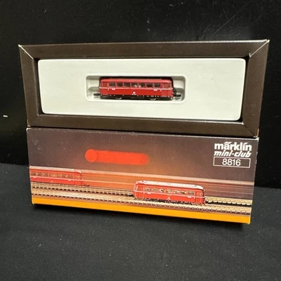 Marklin Mini-Club Z-Scale 8816 Powered Railbus with Non- Powered Trailer - Image 1 of 4