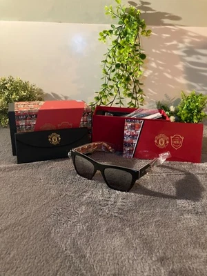 Maui Jim Treble DSB832-36UTD – Manchester United Special Edition Sunglasses - Imagen 1 de 4