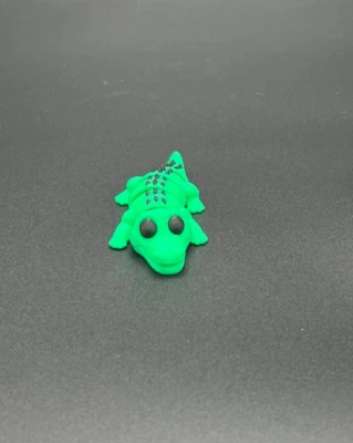 3D Printed Flexi 3in Pocket Buddy Alligator - Image 1 of 4