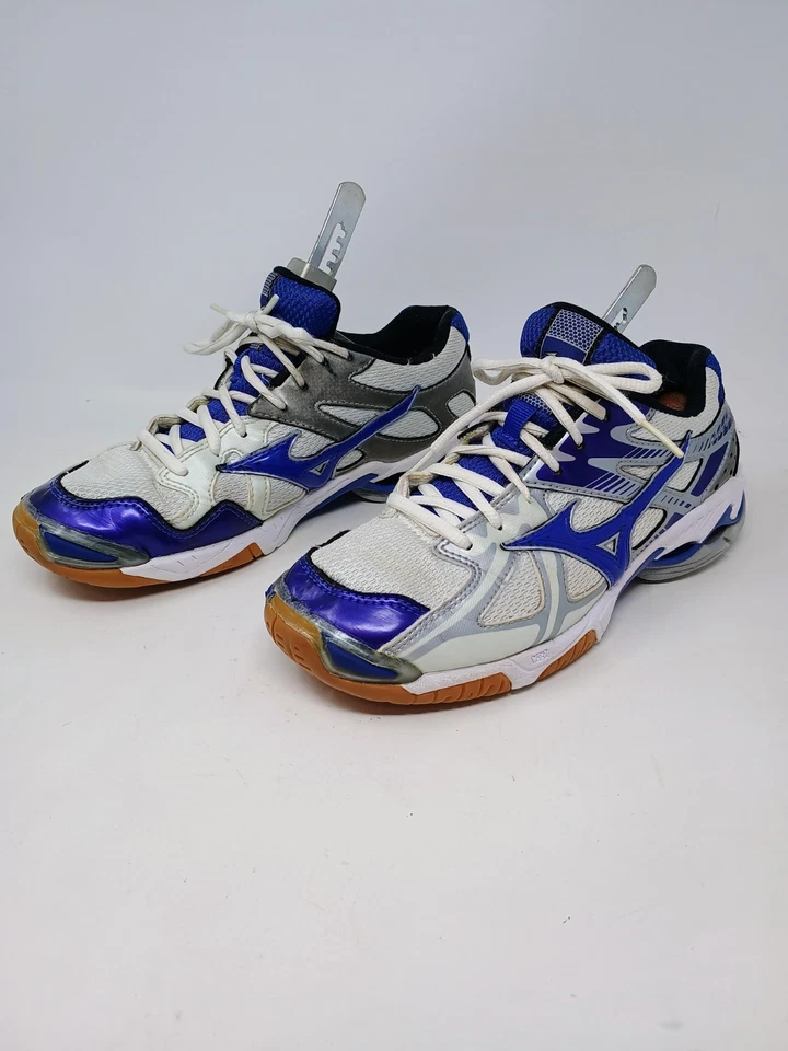 Mizuno Wave Bolt 4 Womens White Blue Volleyball Tennis Shoes Sneakers Size 7.5 - Image 1 of 4