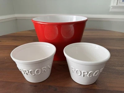 Caja y barril palomitas de maíz tina y cuencos retirados rojo y blanco cerámica melamina usados en excelente estado Foto 1 de 4