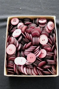 RARE VINTAGE 48 PC LOT DEADSTOCK 1930'S PURPLE OPAQUE BUTTONS 1 INCH DIAMETER - Picture 1 of 1