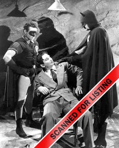 BATMAN & ROBIN 1949 movie serial ROBERT LOWERY & JOHN DUNCAN 8x10 PHOTO #7361 - Picture 1 of 1
