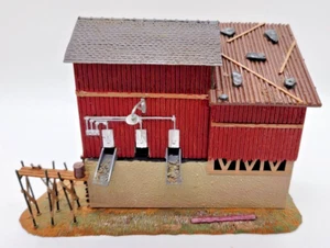 pola STONE & GRAVEL UNLOADING STATION N SCALE - Picture 1 of 6
