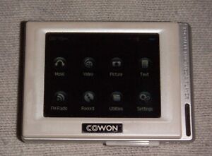 Cowon D2 (8GB) Digital Media MP3 Player White. Works great, good condition