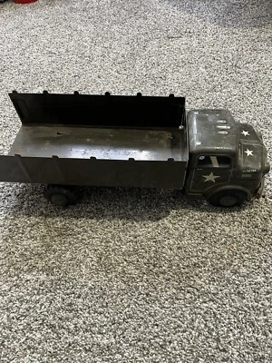 VINTAGE 1950’s MARX LUMAR US ARMY TROOP TRANSPORT CARRIER TRUCK PRESSED METAL - Image 1 of 4