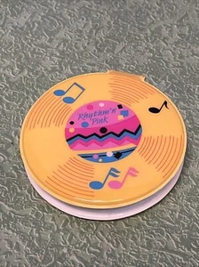 Vtg Rare 1988 Avon Rythm’n Pink Makeup Compact Nos - Picture 1 of 5