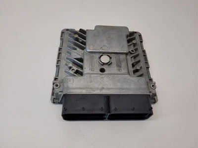 Módulo de control electrónico ECM motor ECM 2014 2015 VOLKSWAGEN VW BEETLE 1,8 L  Foto 1 de 4