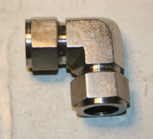 3/4Tube 316ss Union Elbow Fitting Brennan 765LSS3/4 - Picture 1 of 3
