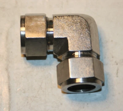 3/4Tube 316ss Union Elbow Fitting Brennan 765LSS3/4 - Image 1 of 3