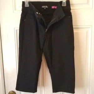 Faith Jeans Women's size 8 Black Denim High Rise Capri Keep the Faith co1886 - Picture 1 of 5