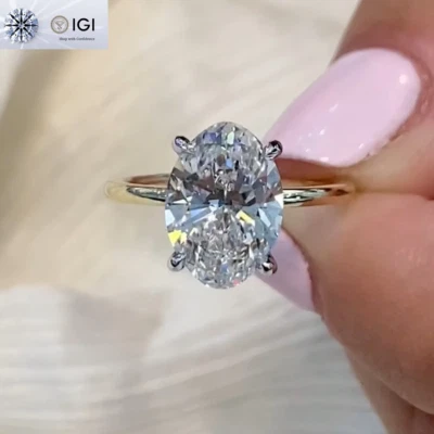 3.00Ct IGI E VS1 Oval Cut Lab Grown Diamond Engagement Ring in 14K Two-Tone Gold - Image 1 of 4