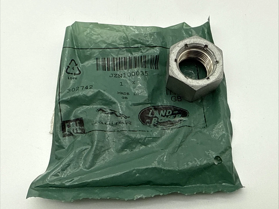JAGUAR OEM 95-03 XJ6 XJ8  97-06 XK8 92-96 XJS Brake Rear Hub Nut JZN100035 Foto 1 de 4