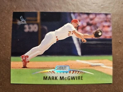 1999 Stadium Club #70 Mark McGwire A's Cardinals Legend NM/NMMT 🔥 - Image 1 of 2