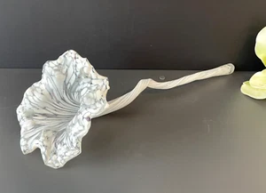 19" Murano White Pattern Color Hand Blown Long Stem Art Glass Flower -Twist Stem - Picture 1 of 17
