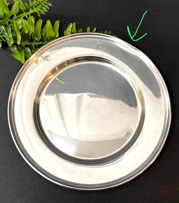 ONE. Wallace Sterling Silver Bread Plate 6" Diameter  "AS IS"   73Gr. Average - Image 1 of 4