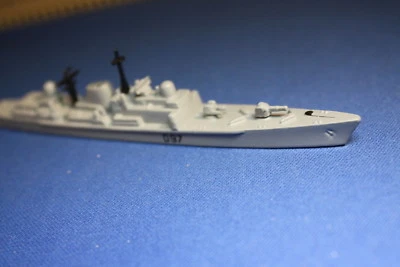 HMS Edinburgh type 42 destroyer  D97 Triang Minic Ships - Image 1 of 4