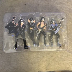 Kiss 4 Piece Christmas Ornament Set - Bild 1 von 6