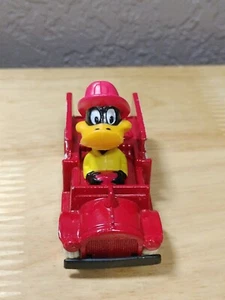 Vintage Diecast ERTL Looney Tunes Daffy Duck Warner Brothers WB Fire Truck 1988 - Picture 1 of 5