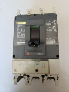 1 INTERRUTTORE QUADRATO D X6305143 400 AMP 3 POLI 600 VOLT - Foto 1 di 7