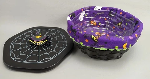Longaberger Black Web Weaver Basket 2009 w/Lid, Liner, Protector, & Spider Knob Cover