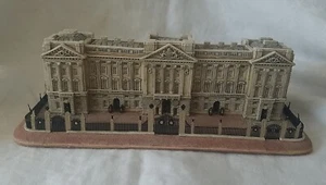 RARO Lilliput Lane "Palacio de Buckingham" Herencia Británica 1999 sin caja/escritura L2286 - Imagen 1 de 11