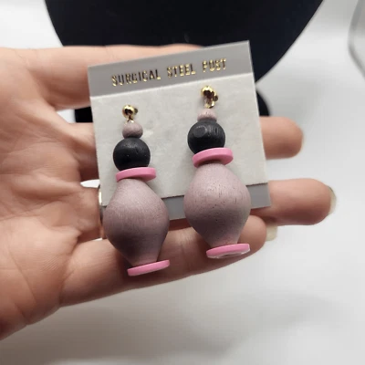 Lote de 7 Pendientes Grises Artesanales Madera Botones 2 pulgadas Foto 1 de 4