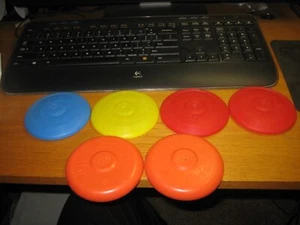 LOTE DE 6 MINI FRISBEE`S - 4 WHAM-O Y 2 RESTAURANTES DE HAMBURGUESAS HARDEE`S 4" - Imagen 1 de 7