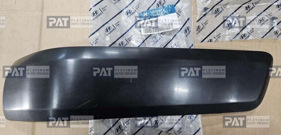 GENUINE HYUNDAI ENTOURAGE 2006-2008 REAR BUMPER MOULDING RH, 86672-4J000 - Image 1 of 1