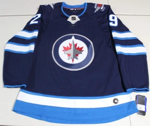 Camiseta deportiva cosida NHL Hockey 2022-2023 Winnipeg Jets Patrik Laine #29 talla 50 mediana nueva con etiquetas - Imagen 1 de 8