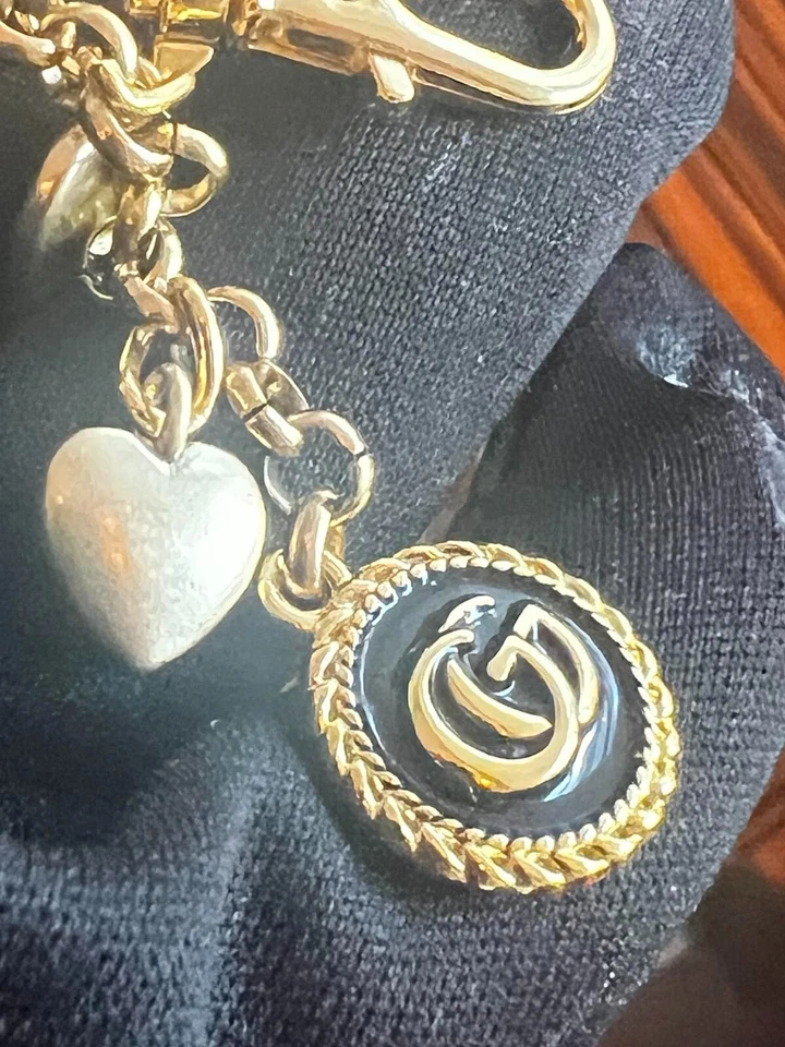 Llavero Gucci negro/oro Foto 1 de 4