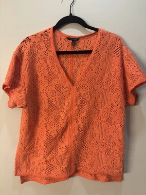 Banana Republic Drapey Crochet V-Neck Top Size M Coral Dream Orange Sleeveless - Image 1 of 4