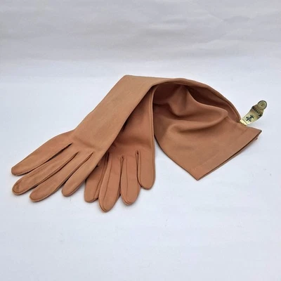 Vintage com luvas TAG Kayser Opera tamanho 7 bege nude feminino formal original P - Imagem 1 de 4