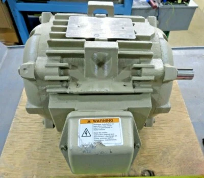 Motor de CA de servicio extra severo GE 5KS182SAB205A (3 HP, 3-PH, 1760 RPM, 230/460V) Foto 1 de 4