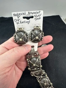 Bracelet 8" Gothic Medieval w Matching Earrings Clip-On Vintage Silver M-7033 - Picture 1 of 4