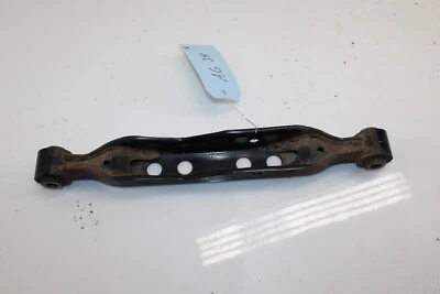 Brazo de control inferior trasero izquierdo o derecho Nissan Juke AWD 2011-2017 FABRICANTE DE EQUIPOS ORIGINALES Foto 1 de 4