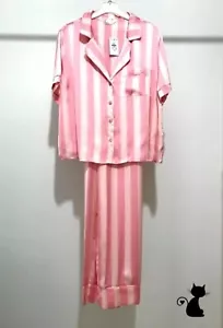 Conjunto de pijama largo satinado Primark para mujer talla L 🐾Pijama satinado a rayas caramelo rosa - Imagen 1 de 3