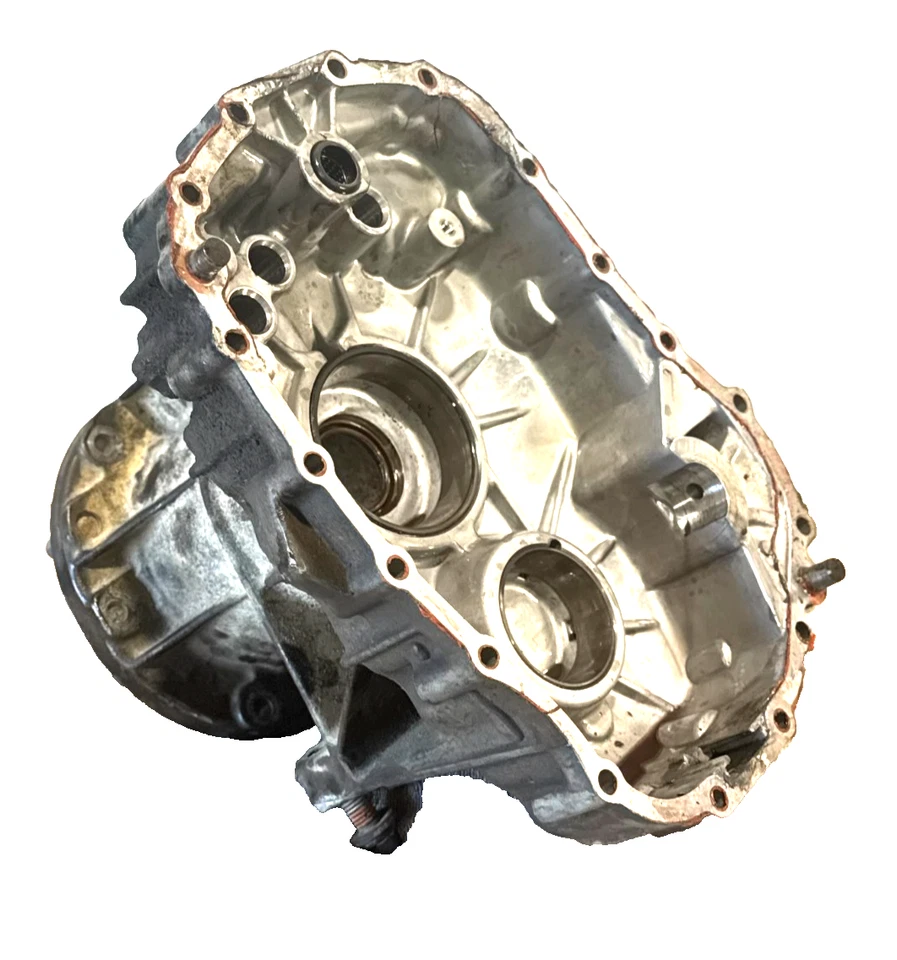 FORD ZF S5-42 MANUAL TRANSMISSION DIESEL 4X4 TAIL HOUSING EXTENSION CASE SHELL - Image 1 of 4