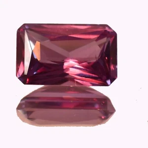 Natural 12.80 Ct Color Change Madagascar Sapphire Unheated Emerald Gemstone - Picture 1 of 4