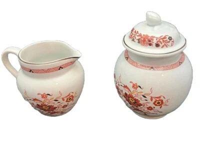 Wedgwood Kashmar 奶精和糖碗 - 红色、黑色和黄色花朵 — 第 1/4 张图片